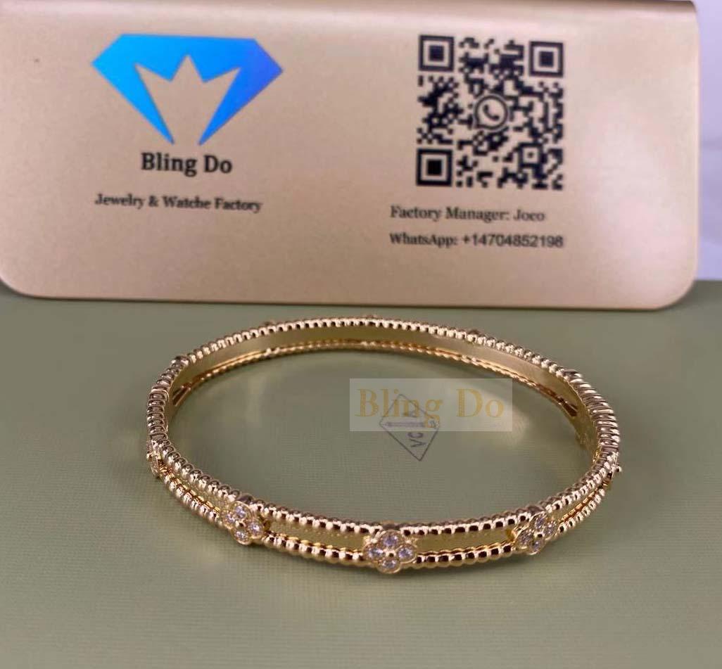 VCA Perlée Sweet Clovers 18K Yellow Gold Bracelet with Diamond, Medium Model